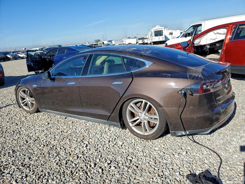 Photo 2 from auction – 2013 TESLA MODEL S with VIN 5YJSA1CG1DFP09807