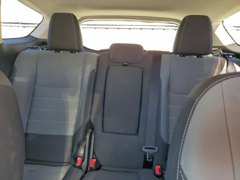 Photo 10 from auction – 2016 FORD ESCAPE with VIN 1FMCU0GX1GUC23781