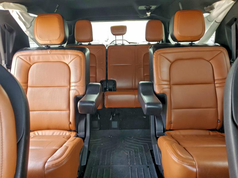Photo 10 from auction – 2021 LINCOLN NAVIGATOR with VIN 5LMJJ3LT3MEL02604