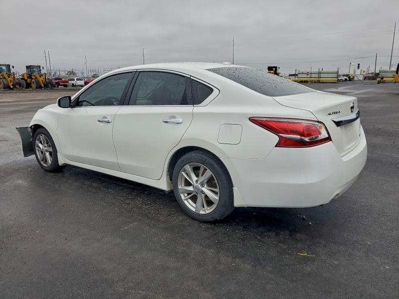 Photo 2 from auction – 2013 NISSAN ALTIMA 2.5 with VIN 1N4AL3AP1DN535653