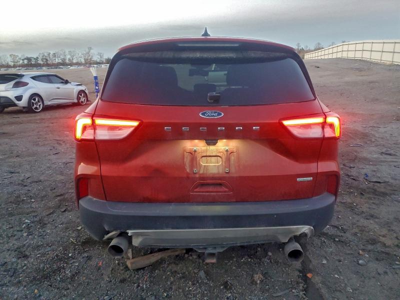 Photo 6 from auction – 2020 FORD ESCAPE S with VIN 1FMCU0F65LUA25224