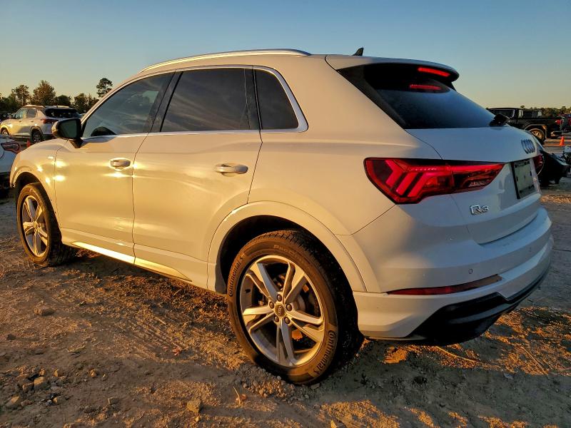 Photo 2 from auction – 2022 AUDI Q3 PREMIUM with VIN WA1EECF35N1149381