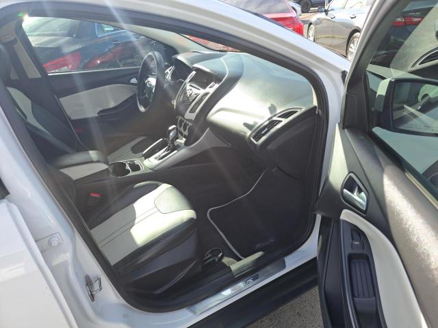 Photo 5 from auction – 2014 FORD FOCUS SE with VIN 1FADP3K27EL455761