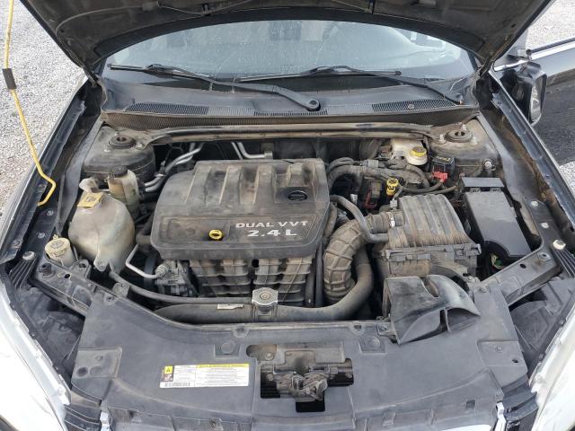 Photo 11 from auction – 2011 CHRYSLER 200 LX with VIN 1C3BC4FB0BN576634