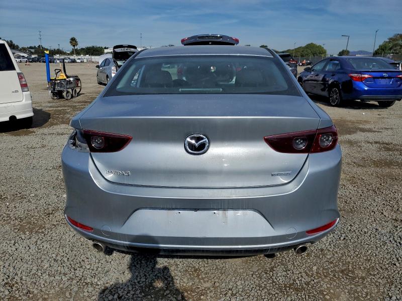 Photo 6 from auction – 2019 MAZDA 3 with VIN 3MZBPABL1KM111803
