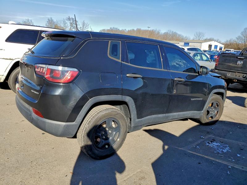 Photo 3 from auction – 2018 JEEP COMPASS SP with VIN 3C4NJCAB7JT374694