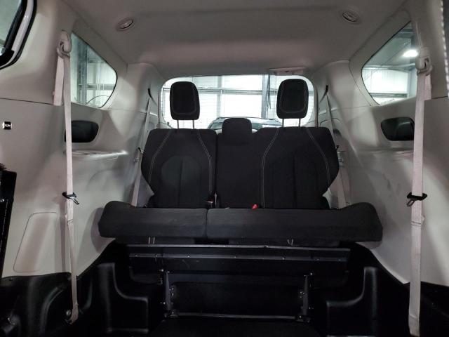 Photo 10 from auction – 2023 CHRYSLER VOYAGER with VIN 2C4RC1CG7PR533704