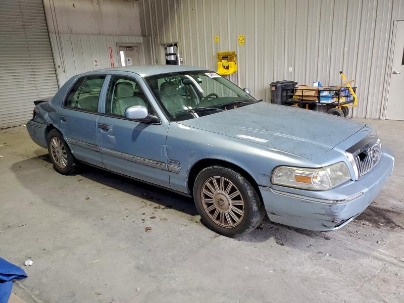 Photo 4 from auction – 2010 MERCURY GRAND MARQ with VIN 2MEBM7FV2AX627292
