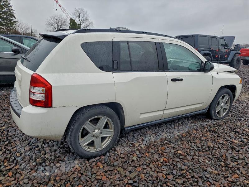 Photo 3 from auction – 2007 JEEP COMPASS with VIN 1J8FT47W27D211005