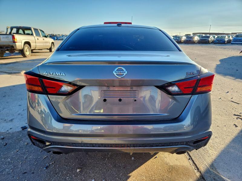 Photo 6 from auction – 2019 NISSAN ALTIMA SR with VIN 1N4BL4CV5KC207599
