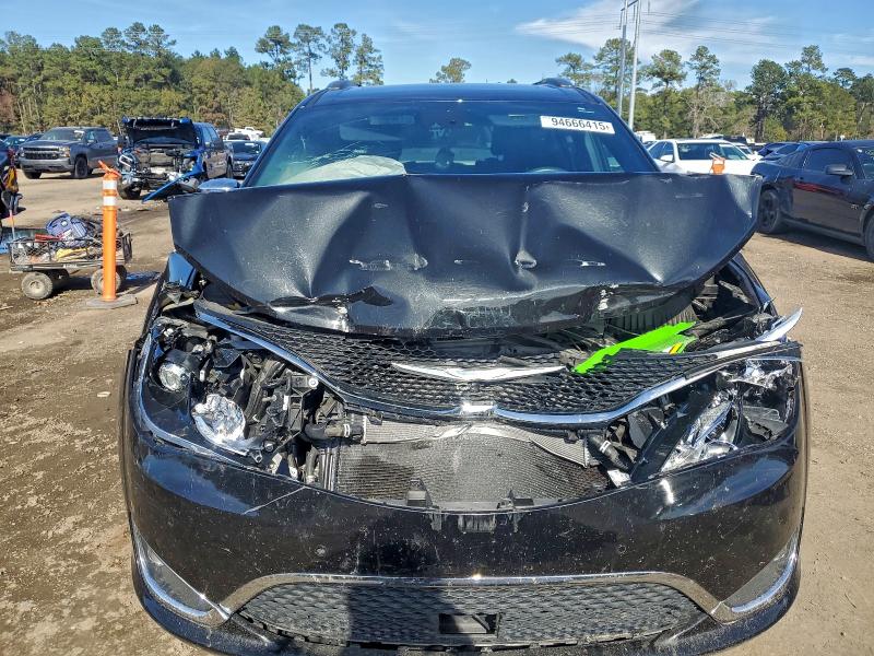 Photo 5 from auction – 2020 CHRYSLER PACIFICA H with VIN 2C4RC1N73LR133422