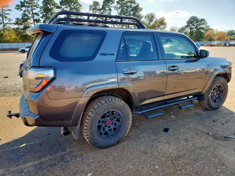 Photo 3 from auction – 2021 TOYOTA 4RUNNER with VIN JTELU5JR9M5888151