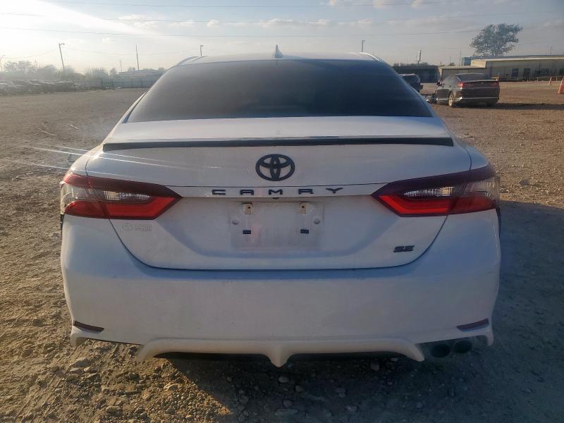 Photo 6 from auction – 2022 TOYOTA CAMRY SE with VIN 4T1G11AK8NU030280