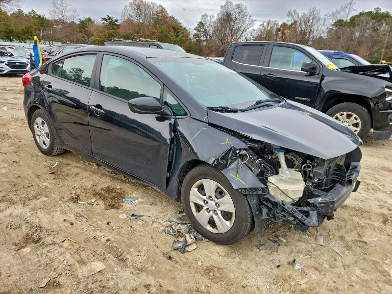 Photo 4 from auction – 2015 KIA FORTE LX with VIN KNAFK4A65F5436950