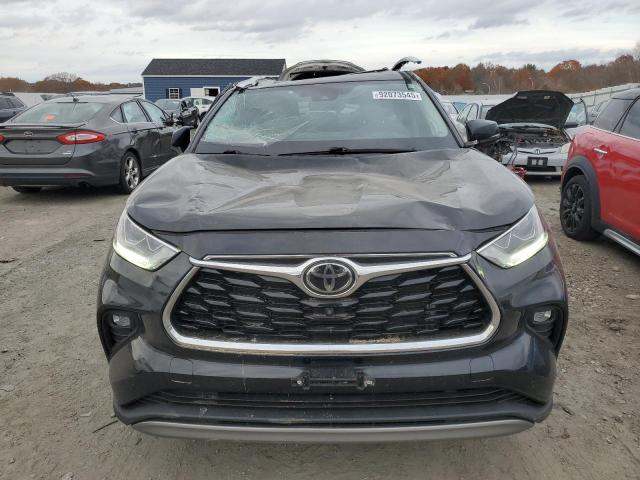 Photo 5 from auction – 2022 TOYOTA HIGHLANDER with VIN 5TDFZRBH8NS182445