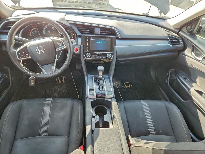 Photo 8 from auction – 2018 HONDA CIVIC EX with VIN 19XFC2F70JE003166