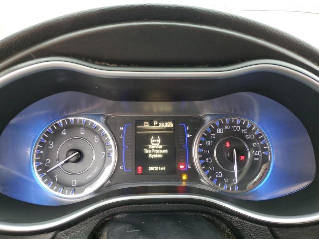 Photo 9 from auction – 2015 CHRYSLER 200 LIMITE with VIN 1C3CCCAB0FN758958