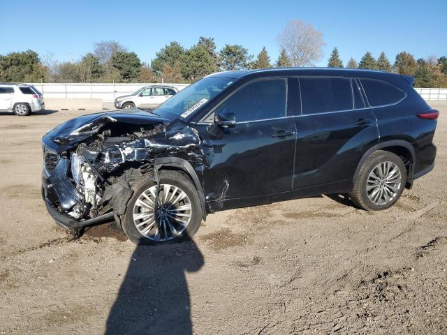 TOYOTA HIGHLANDER 2020 with VIN 5TDFZRBH1LS006995 - Photo from auction