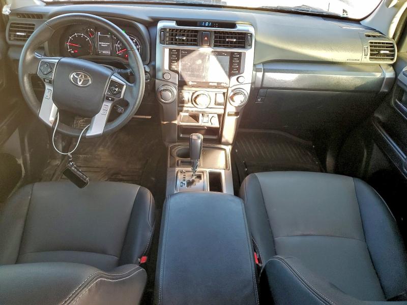 Photo 8 from auction – 2021 TOYOTA 4RUNNER with VIN JTEFU5JR3M5244691