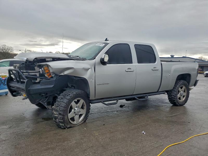 CHEVROLET SILVERADO 2011 with VIN 1GC1KYEG5BF241393 - Photo from auction