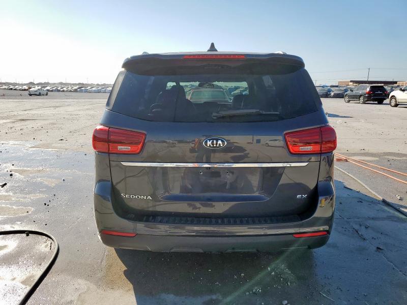 Photo 6 from auction – 2019 KIA SEDONA LX with VIN KNDMB5C19K6518959