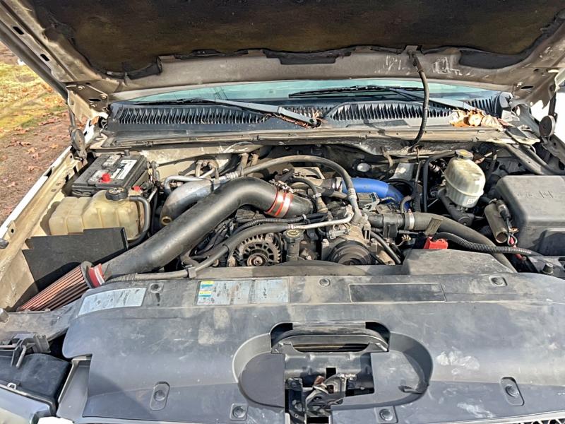 Photo 7 from auction – 2003 CHEVROLET SILVERADO with VIN 1GBJK391X3E202691