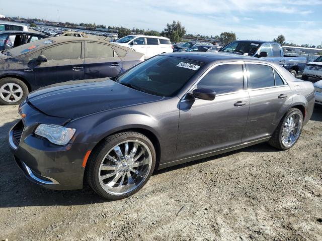 CHRYSLER 300 LIMITE 2015 with VIN 2C3CCAAG6FH931245 - Photo from auction