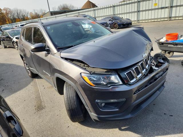 Photo 4 from auction – 2019 JEEP COMPASS LA with VIN 3C4NJDBB6KT836300