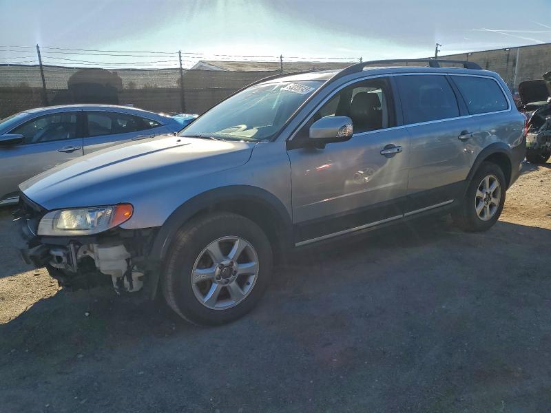 VOLVO XC70 3.2 2013 with VIN YV4940BZ6D1157441 - Photo from auction