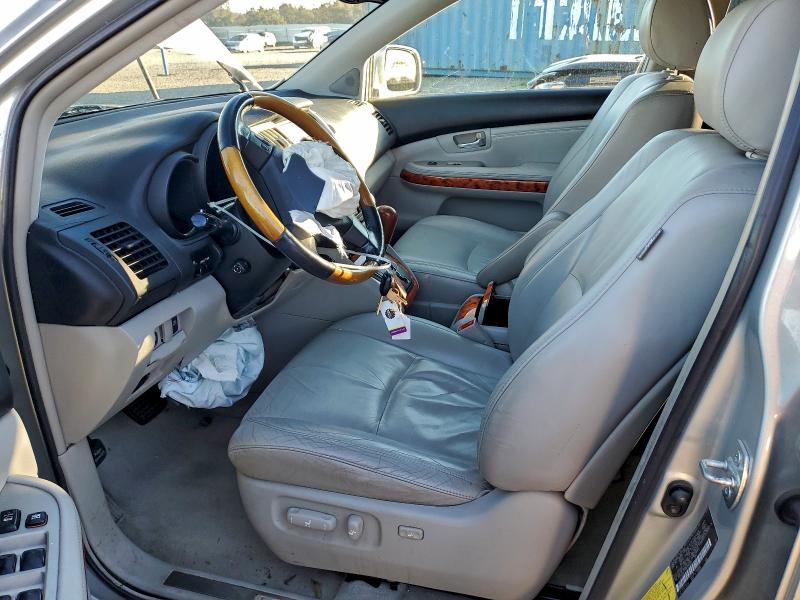 Photo 7 from auction – 2006 LEXUS RX 330 with VIN 2T2HA31U56C095202