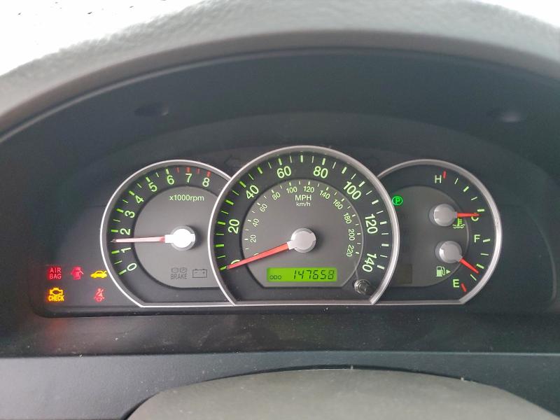 Photo 9 from auction – 2008 KIA SORENTO EX with VIN KNDJD735685854952