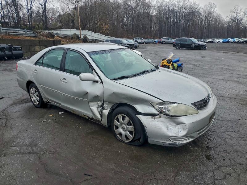 Photo 4 from auction – 2002 TOYOTA CAMRY LE with VIN 4T1BE32K52U075486