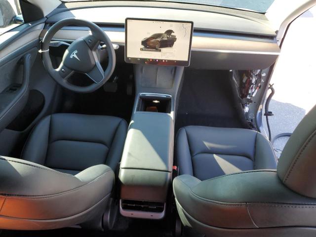 Photo 8 from auction – 2025 TESLA MODEL Y with VIN 7SAYGDEE2SA354312