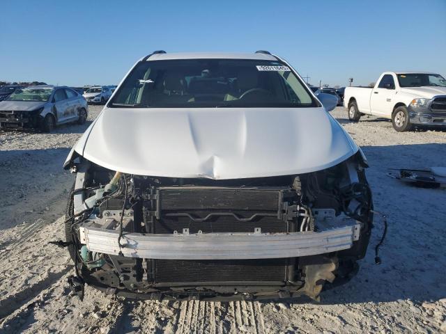 Photo 5 from auction – 2018 CHRYSLER PACIFICA T with VIN 2C4RC1BGXJR246527