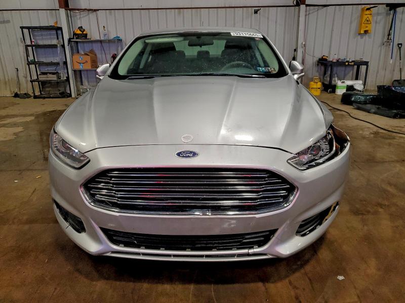 Photo 5 from auction – 2015 FORD FUSION SE with VIN 3FA6P0H76FR151544