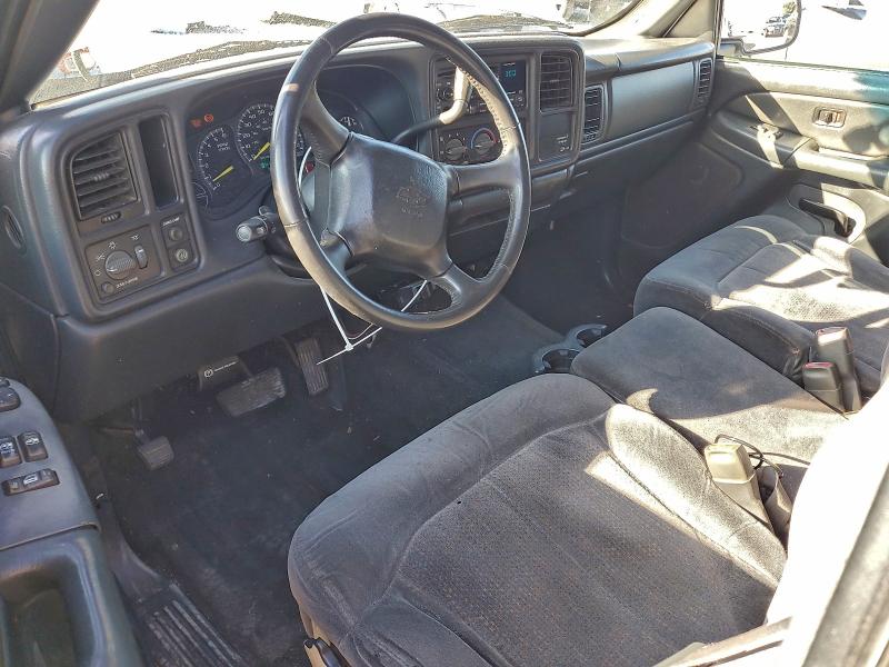 Photo 8 from auction – 2001 CHEVROLET SILVERADO with VIN 2GCEC19T511277099