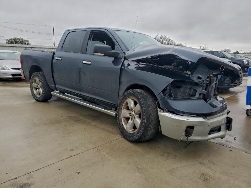 Photo 4 from auction – 2016 RAM 1500 SLT with VIN 1C6RR6LT1GS241741