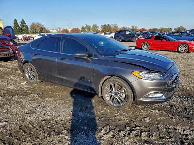 Photo 4 from auction – 2017 FORD FUSION SE with VIN 3FA6P0LU4HR224068