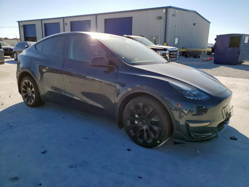 Photo 4 from auction – 2024 TESLA MODEL Y with VIN 7SAYGDEEXRA242562