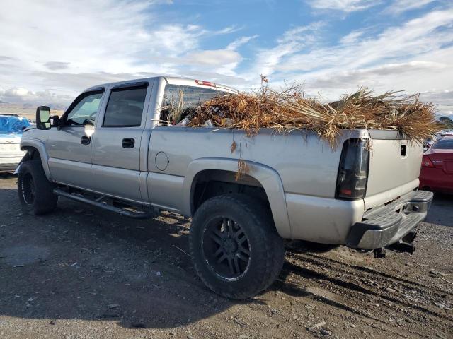 Photo 2 from auction – 2005 CHEVROLET SILVERADO with VIN 1GCHK232X5F946066