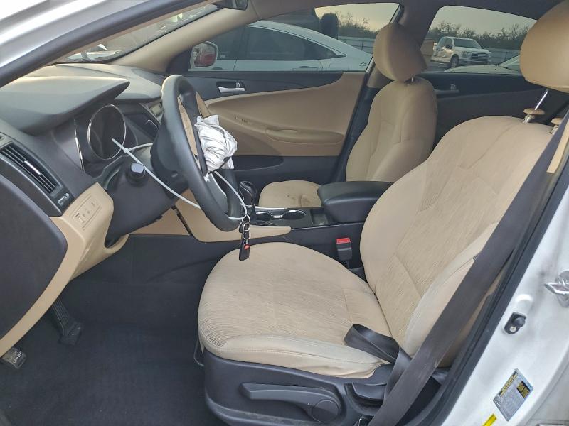 Photo 7 from auction – 2011 HYUNDAI SONATA GLS with VIN 5NPEB4AC3BH237071