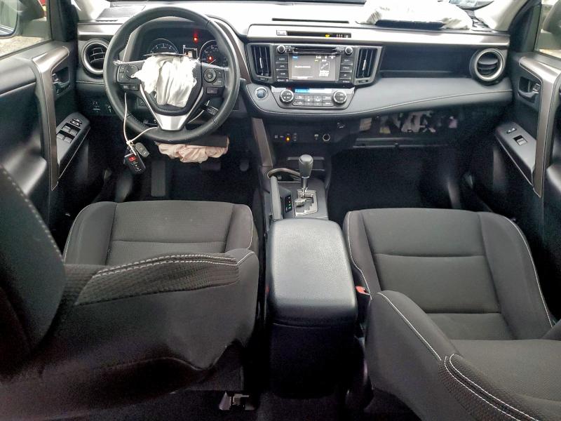 Photo 8 from auction – 2018 TOYOTA RAV4 ADVEN with VIN JTMRFREV1JD240277