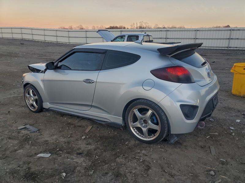 Photo 2 from auction – 2013 HYUNDAI VELOSTER T with VIN KMHTC6AE9DU177528