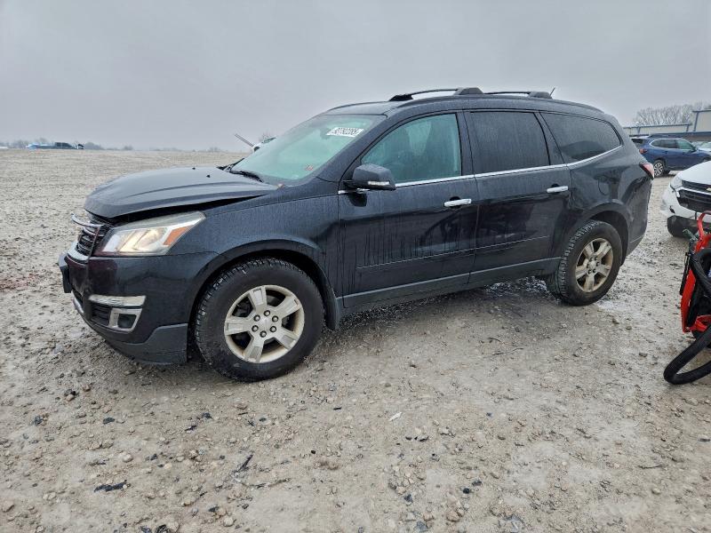 CHEVROLET TRAVERSE 2015 with VIN 1GNKRGKD2FJ236313 - Photo from auction