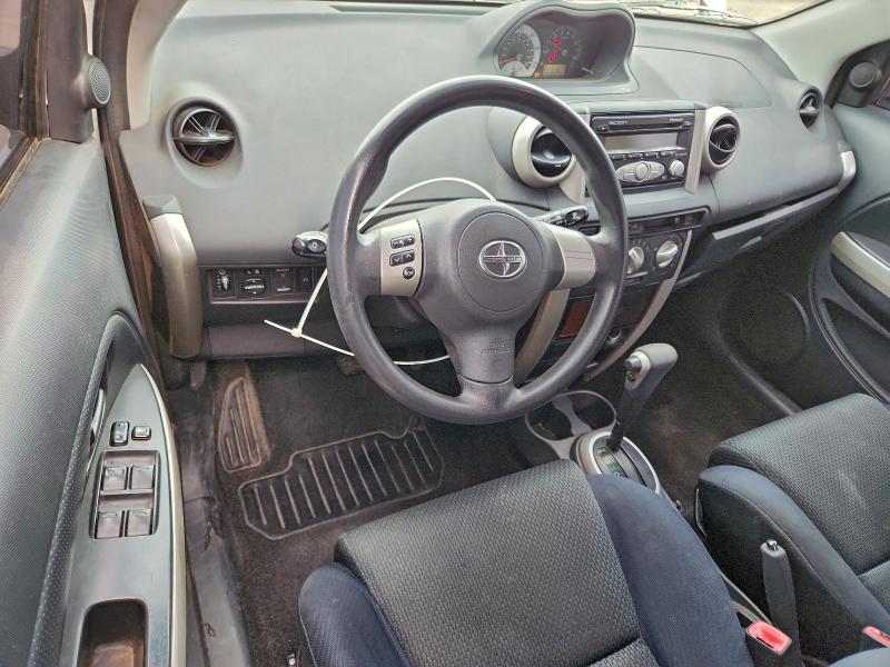 Photo 8 from auction – 2006 TOYOTA SCION XA with VIN JTKKT624860170157