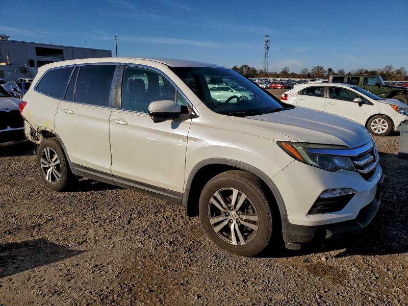 Photo 4 from auction – 2016 HONDA PILOT EX with VIN 5FNYF6H35GB015611