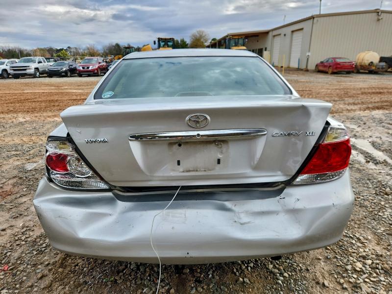 Photo 6 from auction – 2005 TOYOTA CAMRY LE with VIN 4T1BE32K15U570367