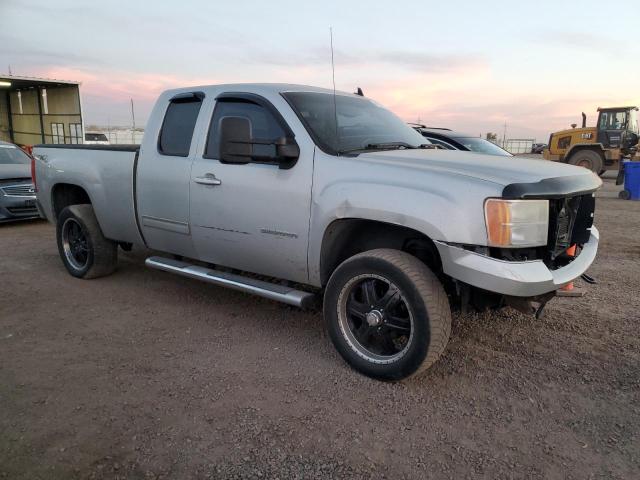 Photo 4 from auction – 2011 GMC SIERRA K15 with VIN 1GTR2WE20BZ343498