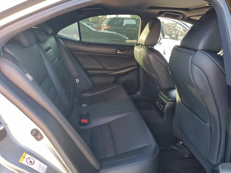 Photo 10 from auction – 2017 LEXUS IS with VIN JTHBA1D28H5048057
