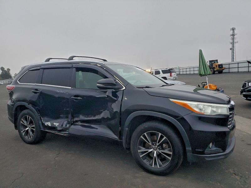 صورة رقم 4 من المزاد - 2016 TOYOTA HIGHLANDER مع VIN 5TDJKRFH3GS330996